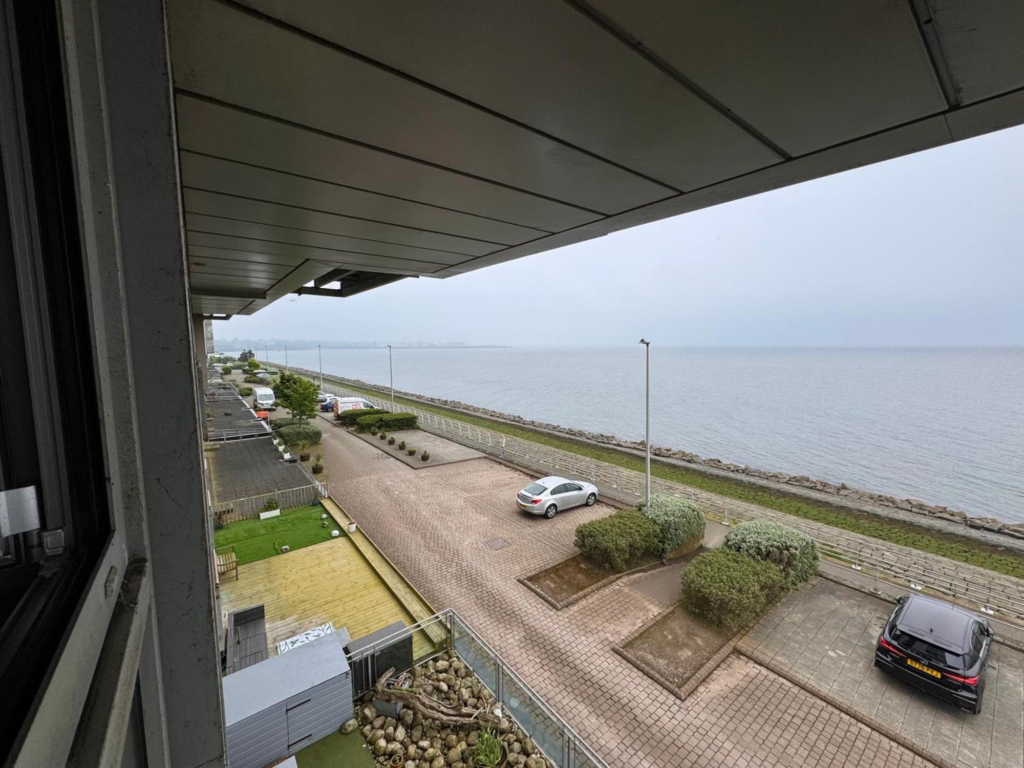 Ocean Park Apartments - Oceanfront - Free Parking And Fast Wifi Edinburgh Luaran gambar