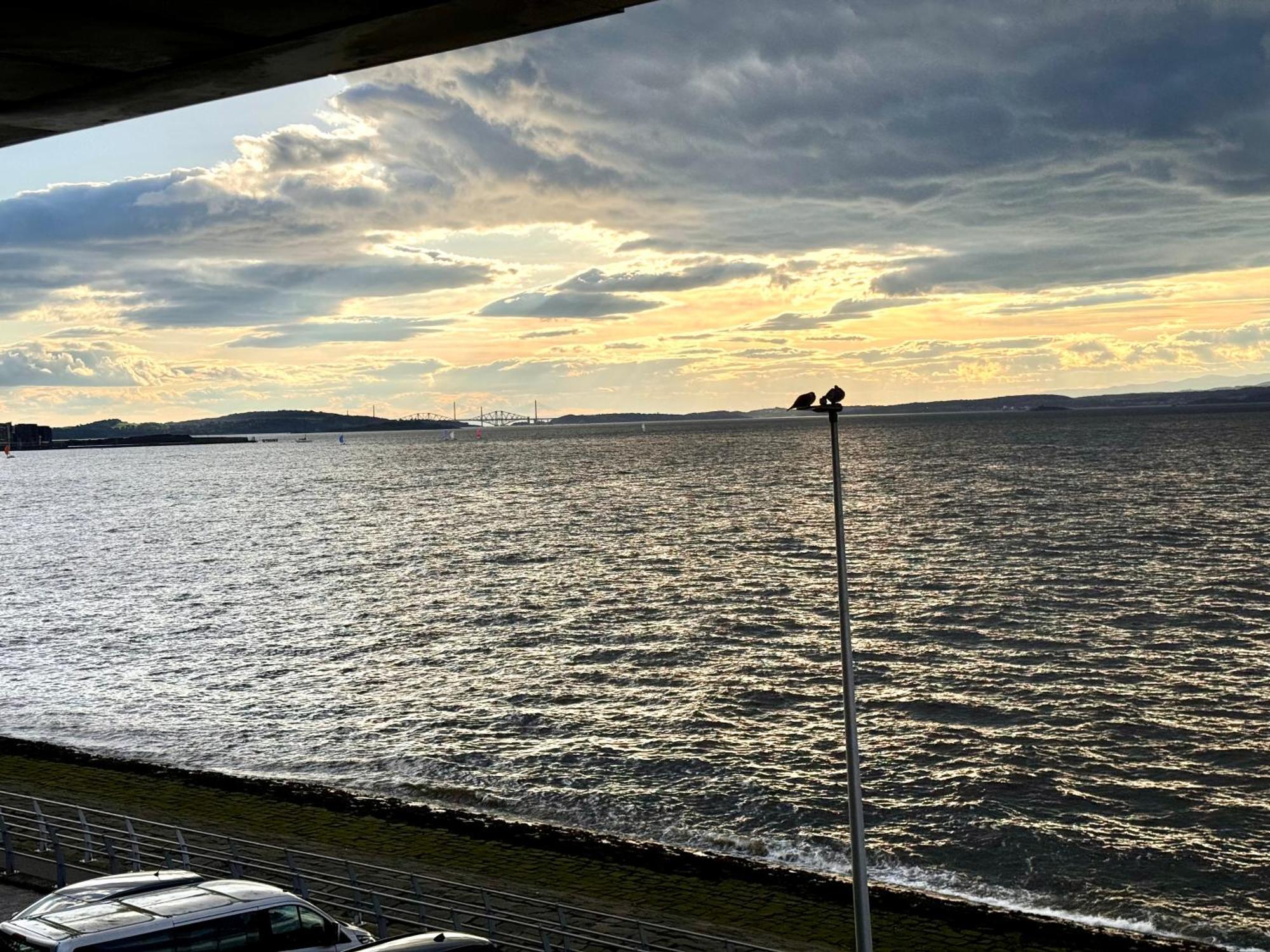 Ocean Park Apartments - Oceanfront - Free Parking And Fast Wifi Edinburgh Luaran gambar