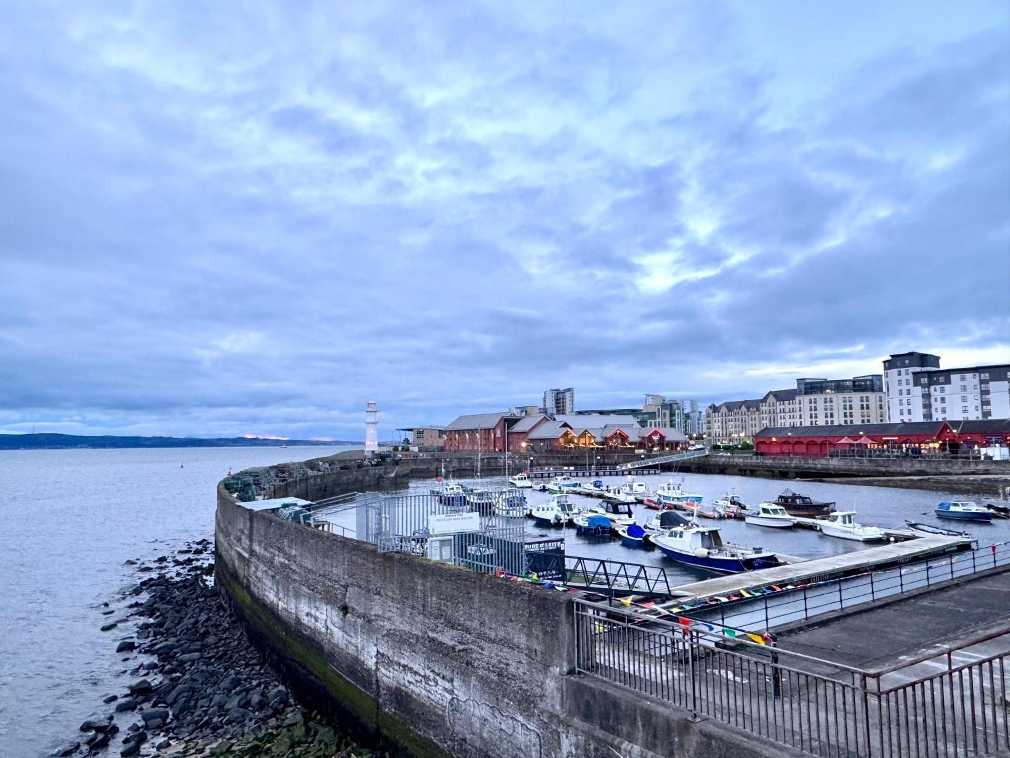 Ocean Park Apartments - Oceanfront - Free Parking And Fast Wifi Edinburgh Luaran gambar