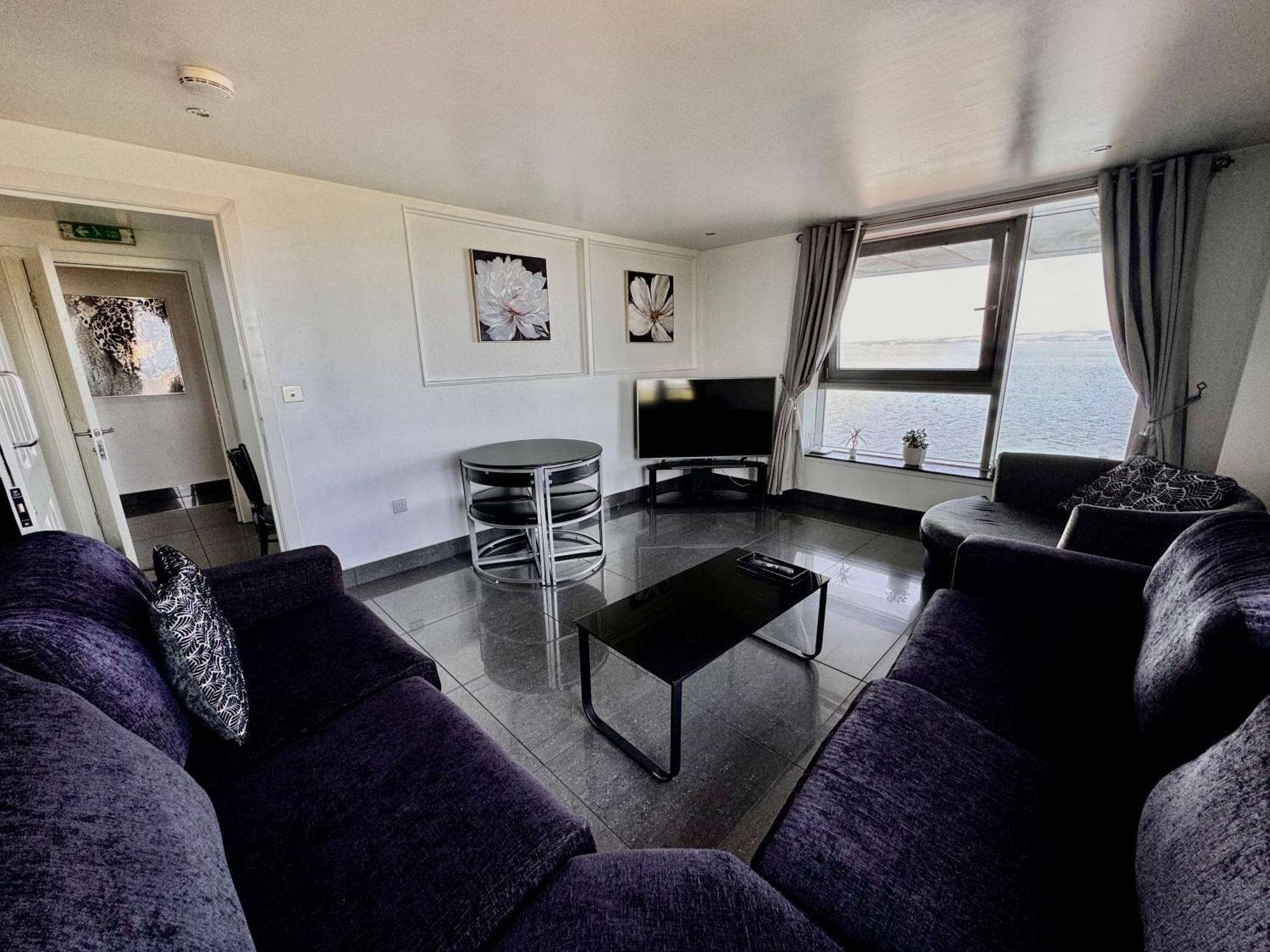 Ocean Park Apartments - Oceanfront - Free Parking And Fast Wifi Edinburgh Luaran gambar