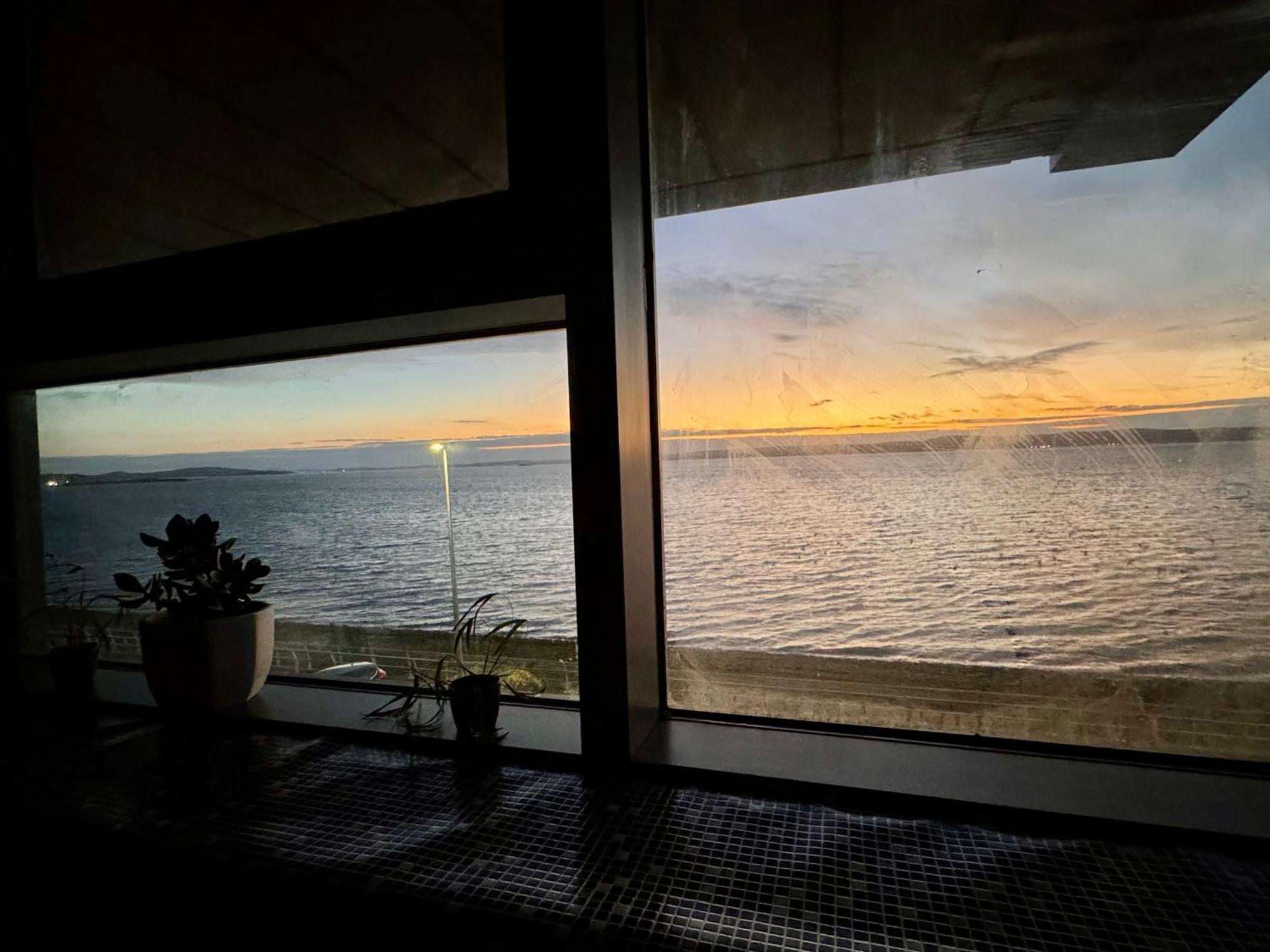 Ocean Park Apartments - Oceanfront - Free Parking And Fast Wifi Edinburgh Luaran gambar