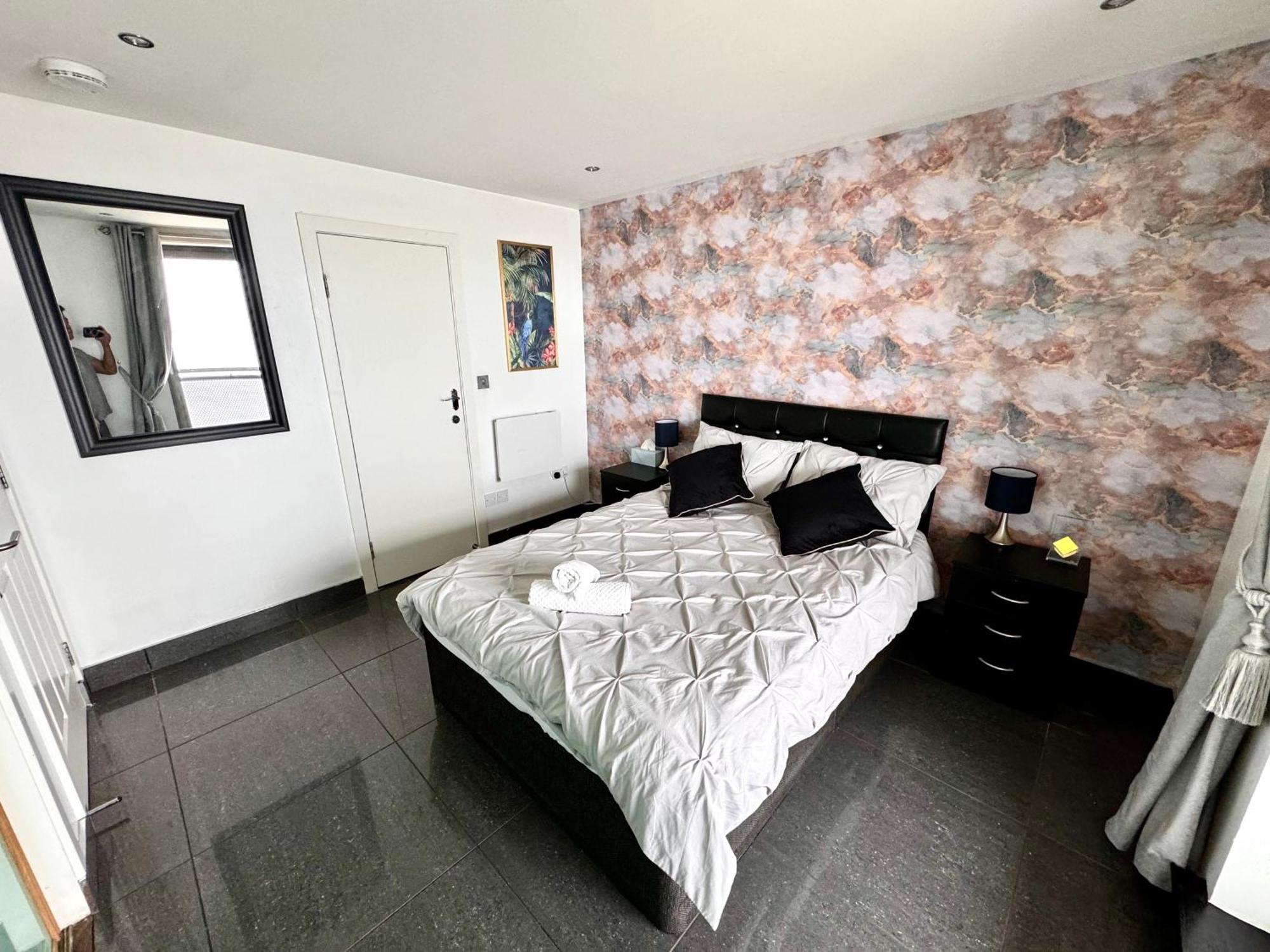 Ocean Park Apartments - Oceanfront - Free Parking And Fast Wifi Edinburgh Luaran gambar