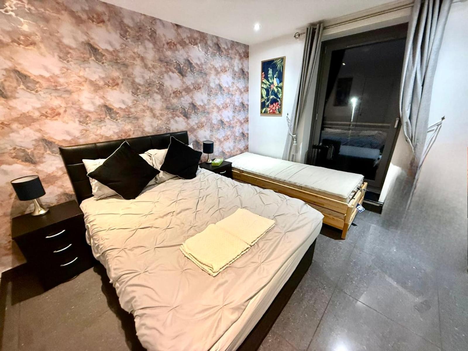Ocean Park Apartments - Oceanfront - Free Parking And Fast Wifi Edinburgh Luaran gambar