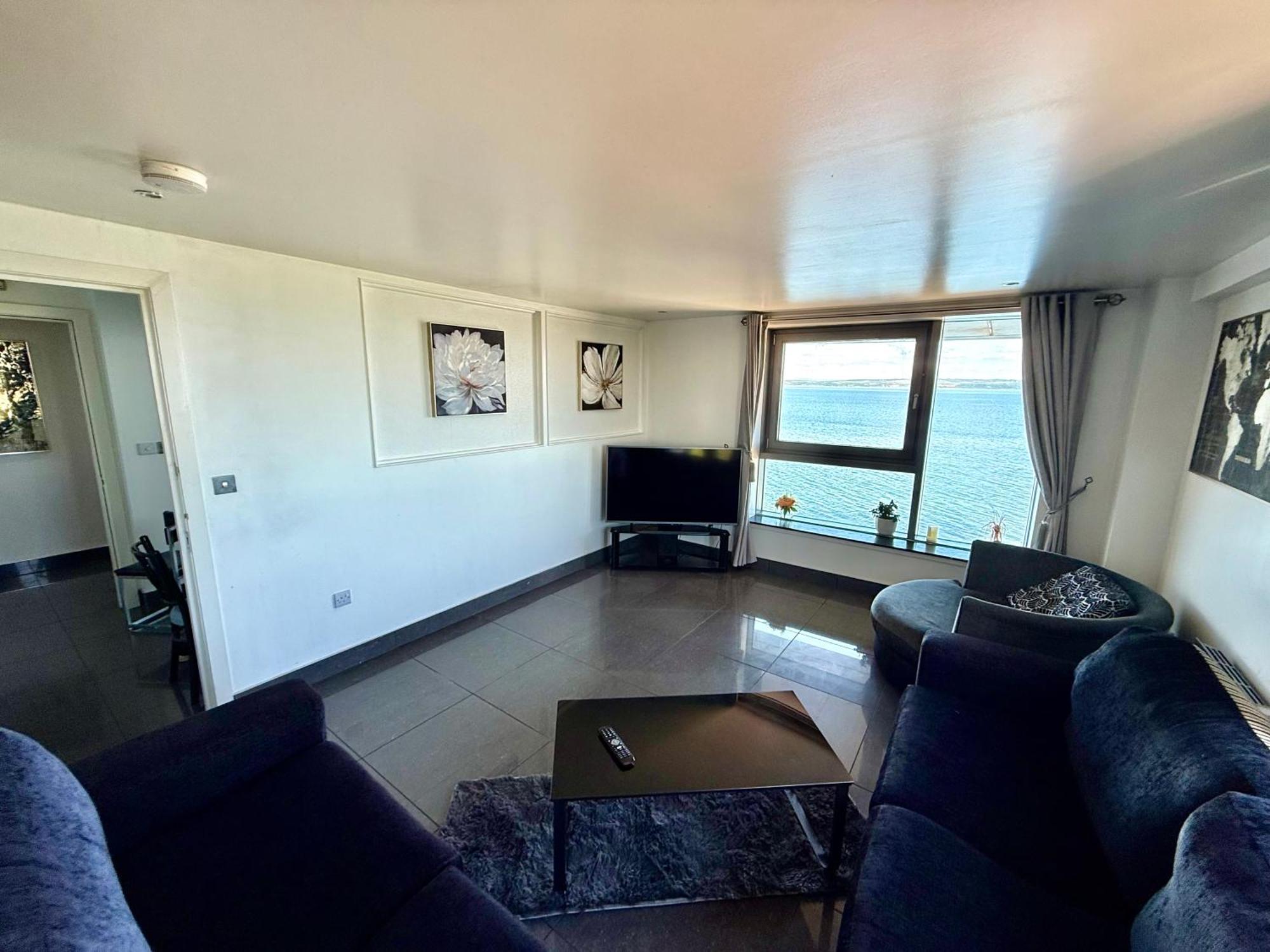 Ocean Park Apartments - Oceanfront - Free Parking And Fast Wifi Edinburgh Luaran gambar