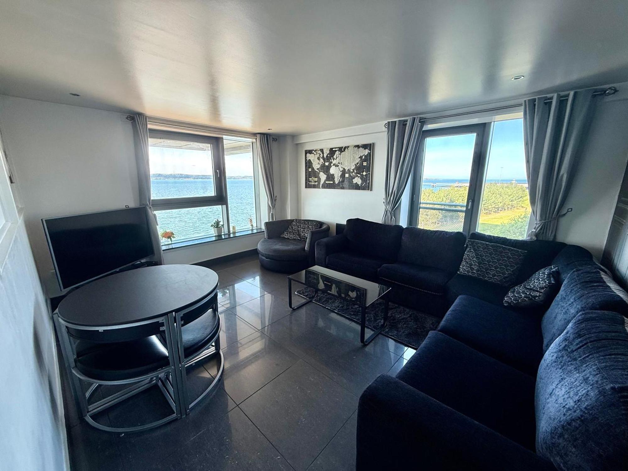 Ocean Park Apartments - Oceanfront - Free Parking And Fast Wifi Edinburgh Luaran gambar
